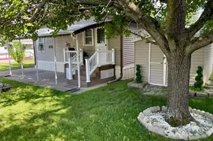 128 Brittany Terrace, New Windsor, NY 12575 - Photo 2