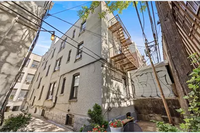 3433 30th Street, Astoria, NY 11106 - Photo 4