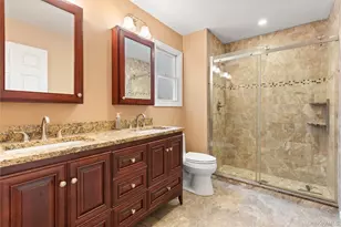 339 Halbert Dr, Holbrook, NY 11741 - Photo 18