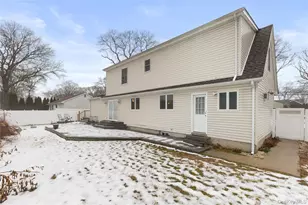 339 Halbert Dr, Holbrook, NY 11741 - Photo 20