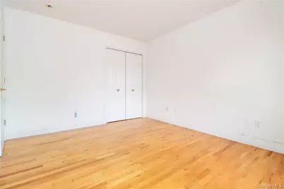 1078 Midland Avenue, Bronxville, NY 10708 - Photo 12