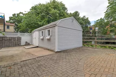 1078 Midland Avenue, Bronxville, NY 10708 - Photo 16