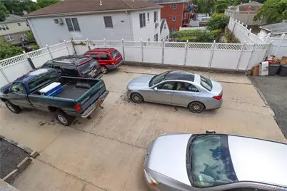 1078 Midland Avenue, Bronxville, NY 10708 - Photo 20