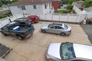 1078 Midland Ave, Bronxville, NY 10708 - Photo 20