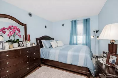 1019 E 228th Street, Bronx, NY 10466 - Photo 4