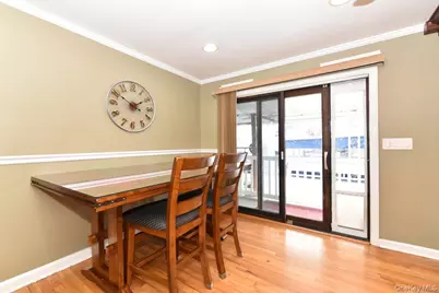105 Dow Avenue, Mineola, NY 11501 - Photo 2