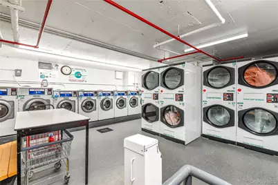 118-18 Union Turnpike #11A, Kew Gardens, NY 11415 - Photo 24