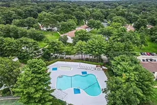 31 Richmond Blvd, Ronkonkoma, NY 11779 - Photo 16