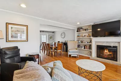 616 Duke Street, Westbury, NY 11590 - Photo 4