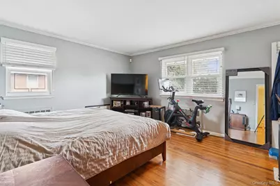 616 Duke Street, Westbury, NY 11590 - Photo 10