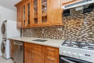 25 Manchester Rd, Eastchester, NY 10709 - Photo 12