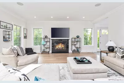 66 Peters Lane, Westhampton Beach, NY 11978 - Photo 16