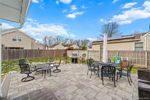 64 Nehring Ave, Babylon, NY 11702 - Photo 16