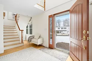 39 Lambert Ln, New Rochelle, NY 10804 - Photo 4