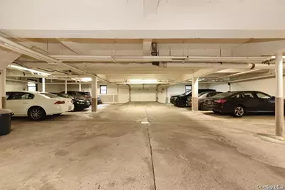 15 Hill Park Avenue #2-C, Great Neck, NY 11021 - Photo 16