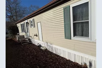 1800 Osborn Avenue #27E, Riverhead, NY 11901 - Photo 4