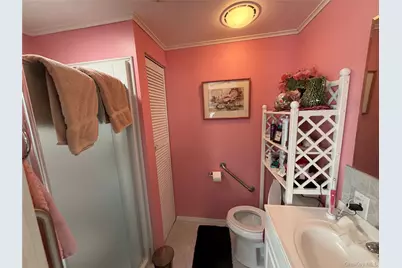 1800 Osborn Avenue #27E, Riverhead, NY 11901 - Photo 12