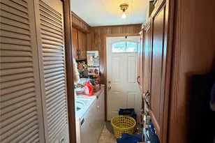 1800 Osborn Ave, Riverhead, NY 11901 - Photo 8