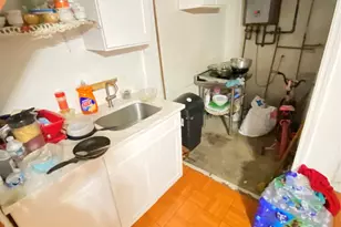 158-18 85th Ave, Jamaica, NY 11432 - Photo 24