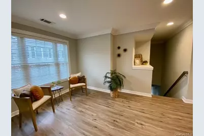 1806 Vista View Drive #1806, Farmingville, NY 11738 - Photo 4