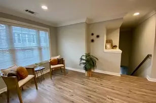 1806 Vista View Dr, Farmingville, NY 11738 - Photo 4