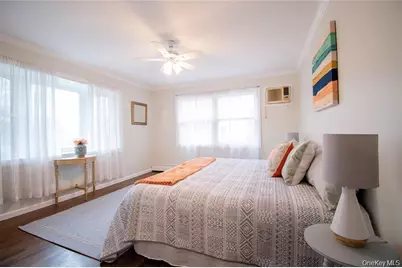 650 Bryant Street, East Meadow, NY 11554 - Photo 10