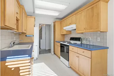 140 Heritage Hills #A, Somers, NY 10589 - Photo 12