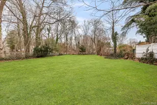 37 Central St, Huntington, NY 11743 - Photo 26