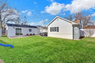 20 Collins Rd, Glen Cove, NY 11542 - Photo 6