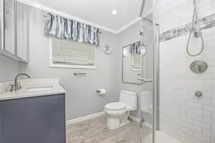 10 Roxbury St, Farmingdale, NY 11735 - Photo 18