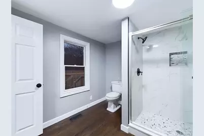 115 Clinton Avenue, Patchogue, NY 11772 - Photo 24