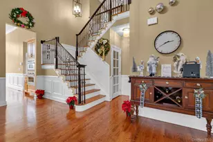 2 Bethpage Ct, Cortlandt Manor, NY 10567 - Photo 4