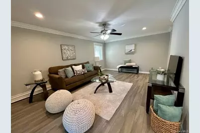 7 Williams Boulevard #71J, Lake Grove, NY 11755 - Photo 6