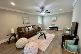 7 Williams Blvd, Lake Grove, NY 11755 - Photo 6