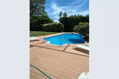 26 Julia Lane, East Northport, NY 11731 - Photo 20