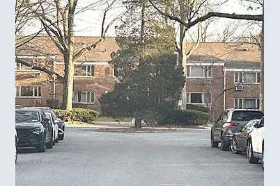 70 Lawrence Court #B, White Plains, NY 10603 - Photo 24