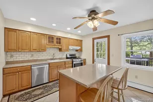 27 Jefferson St, Highland Mills, NY 10930 - Photo 8