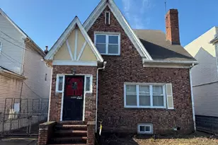 104-40 114th St, Jamaica, NY 11419 - Photo 2