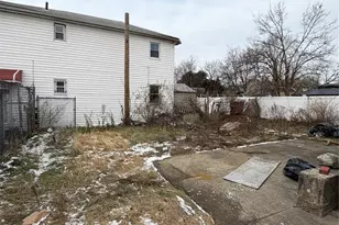 135-26 219th St, Springfield Gardens, NY 11413 - Photo 6