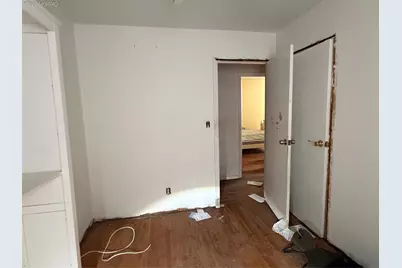 13526 219th Street, Springfield Gardens, NY 11413 - Photo 30