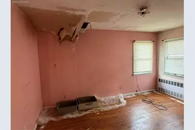 13526 219th Street, Springfield Gardens, NY 11413 - Photo 10