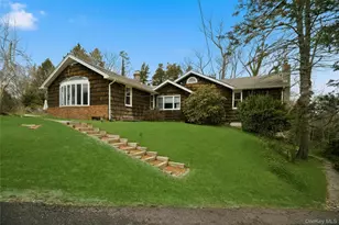 54 Cove Rd, Huntington, NY 11743 - Photo 2