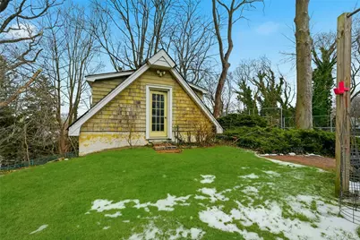 54 Cove Road, Huntington, NY 11743 - Photo 14