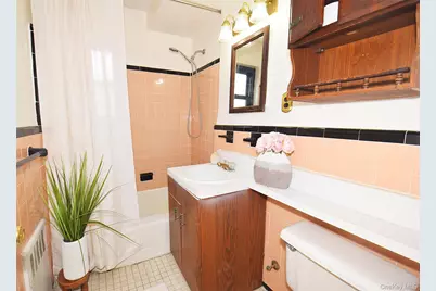 163-49 Willets Pt Boulevard unit #5-167, Whitestone, NY 11357 - Photo 8
