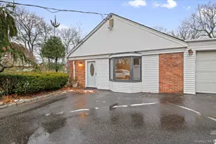 33 Fleets Cove Rd, Huntington, NY 11743 - Photo 26