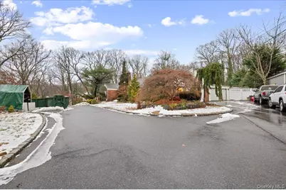 33 Fleets Cove Road, Huntington, NY 11743 - Photo 40