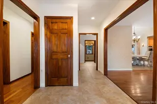 33 Fleets Cove Rd, Huntington, NY 11743 - Photo 6