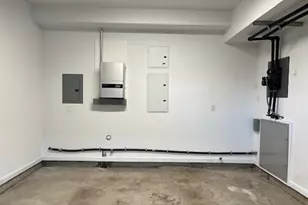 50 Sintsink Dr E, Port Washington, NY 11050 - Photo 4