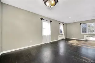 12 Summerset Dr, Smithtown, NY 11787 - Photo 28