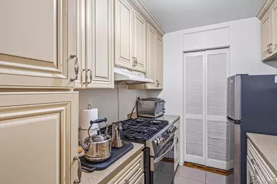 65-15 Alderton Street #2C, Rego Park, NY 11374 - Photo 14